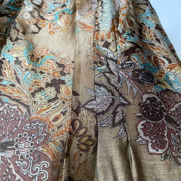 Brown Sheer Flower Design V-neck Button Up lightweight Blouse. Sz 2X - Picture 10 of 16